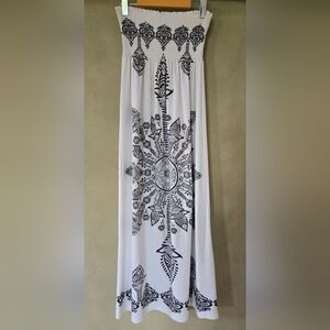 Hypnotized | Elegant Black and White Maxi Skirt, Size M